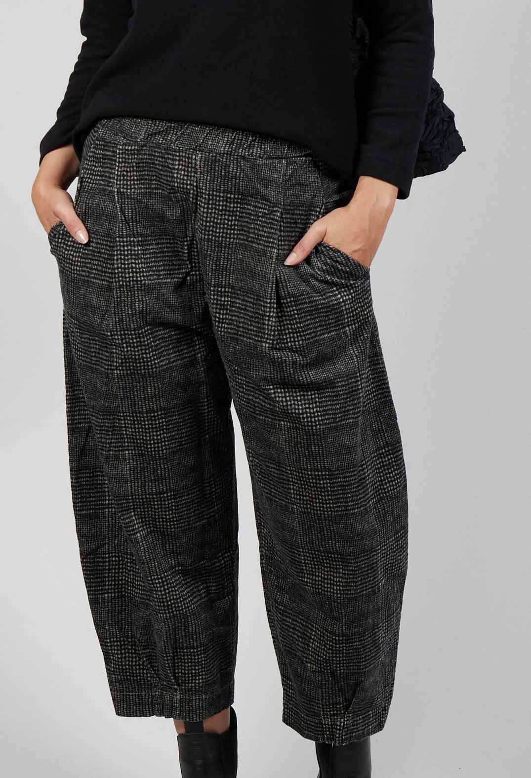 Bianco PR Trousers in Tagll Nero