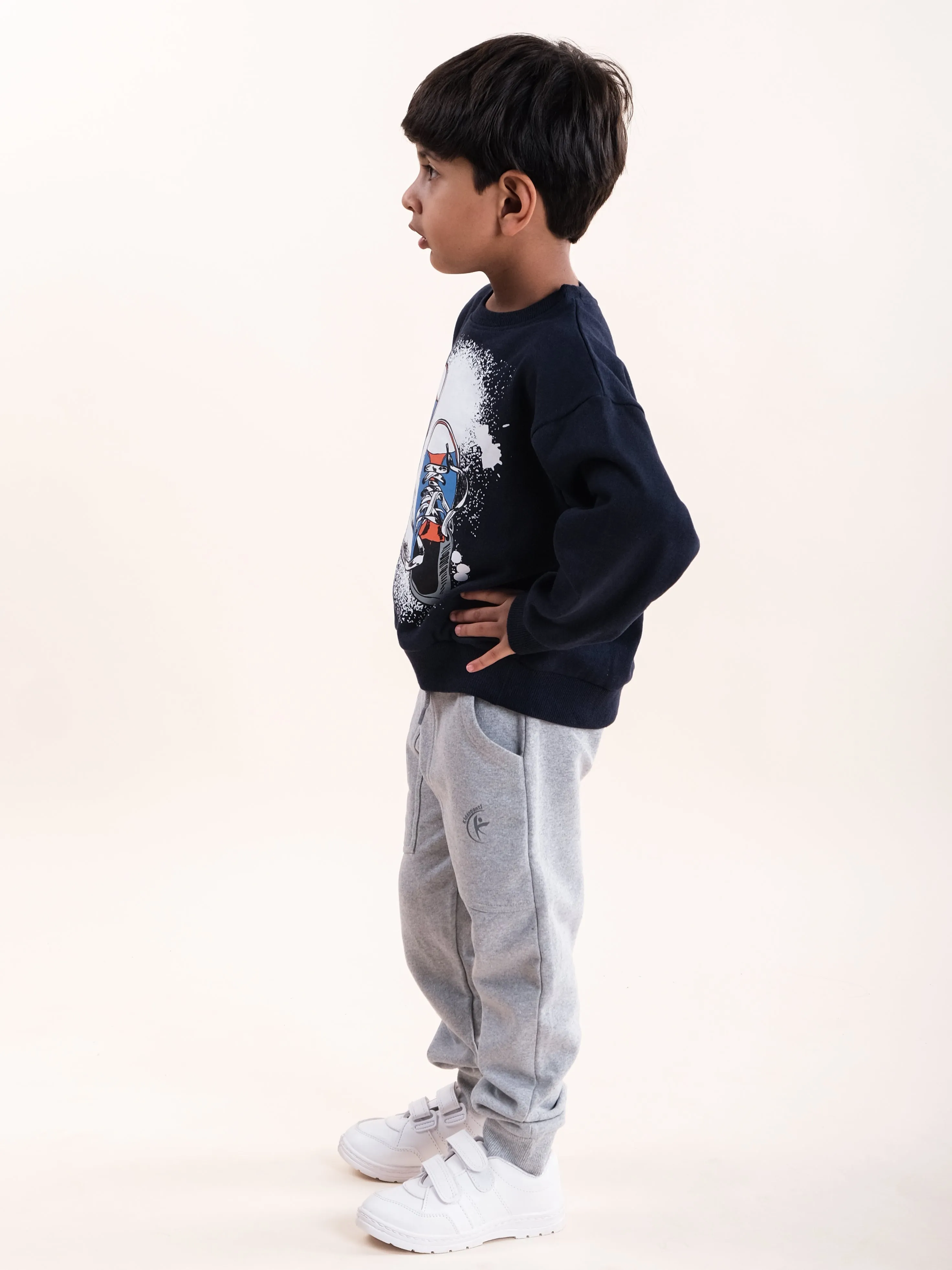 Boys Fleece Printed Round Neck Sweatshirt With Solid Track Pant Set