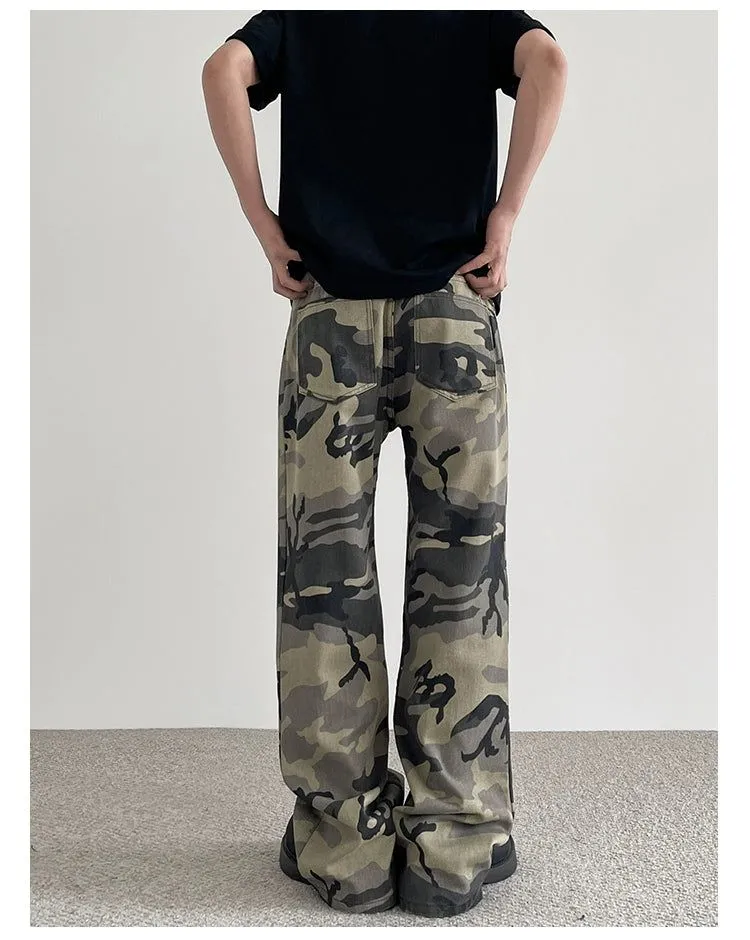 Clean Fit Camouflage Jeans