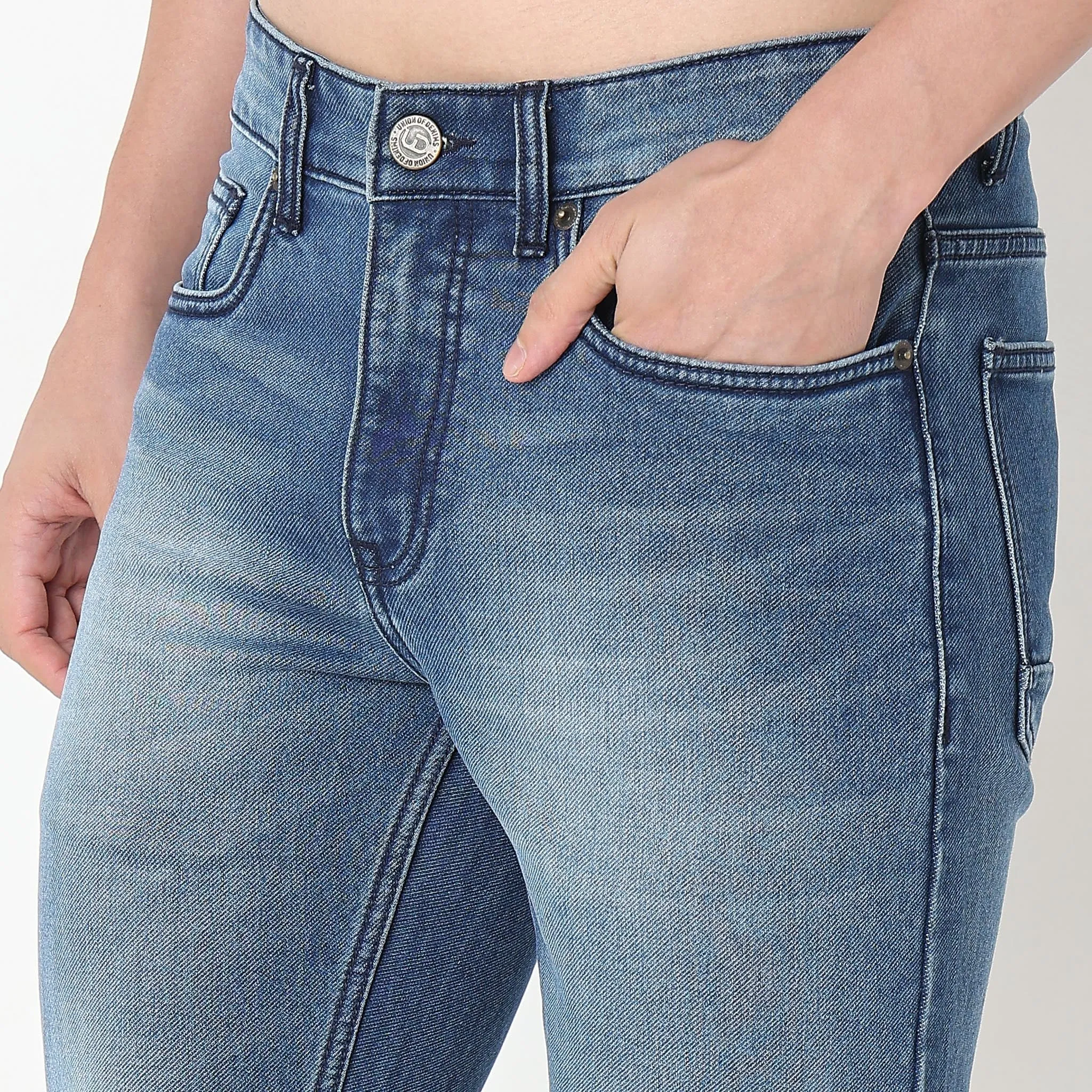 Comfort Fit Jeans