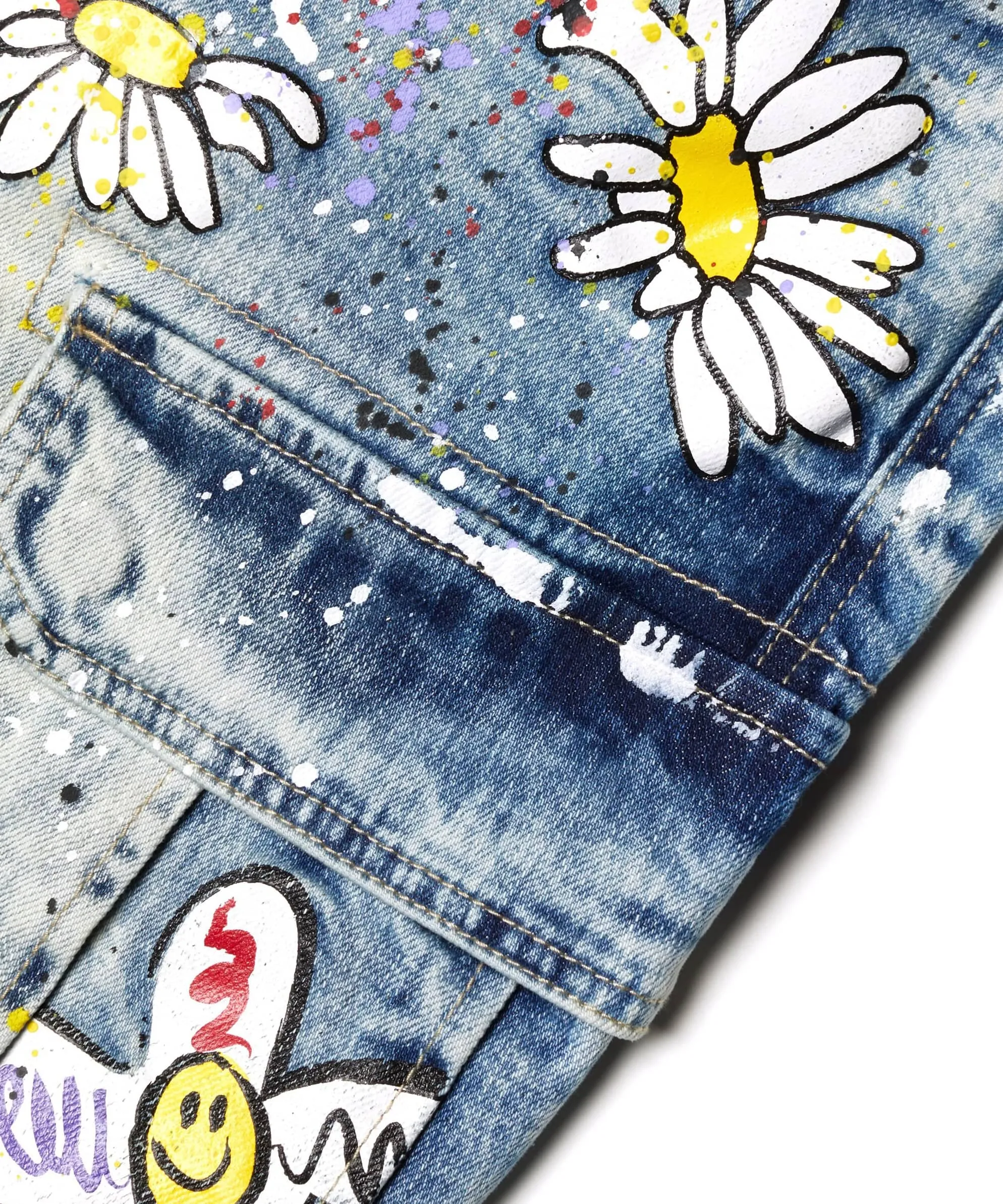 Daisy Graffiti Jean Shorts - Placid Blue