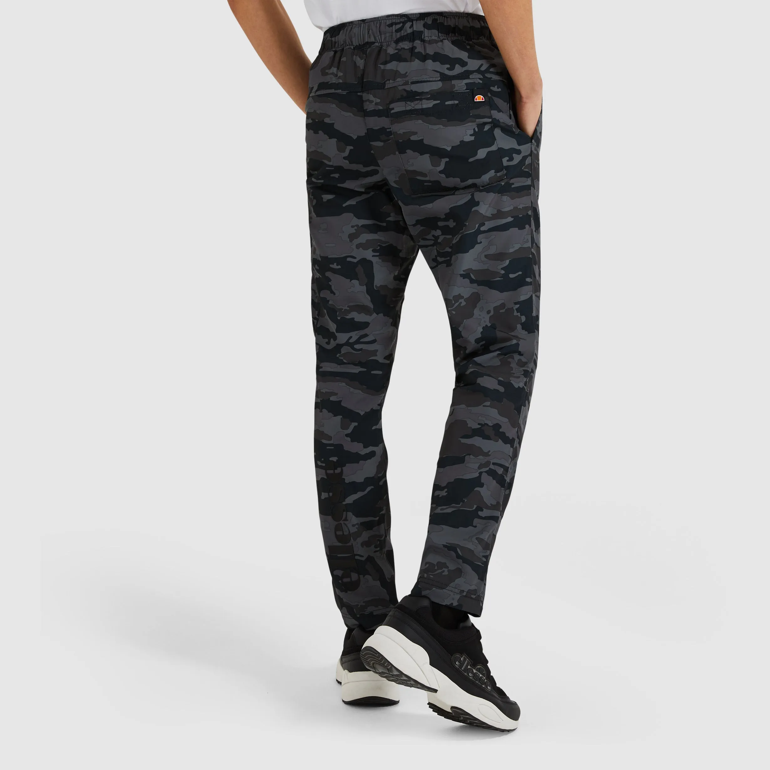 Ellesse Cargo Pant Bergamma Camo SHI11377