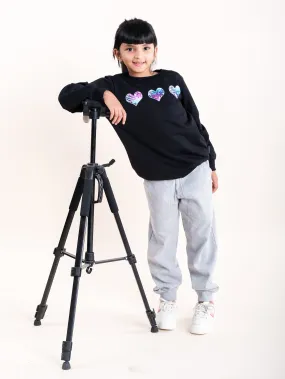 Girls Fleece Full Sleeve Round Neck Sweatshirt With Applique & Solid Track Pant Set