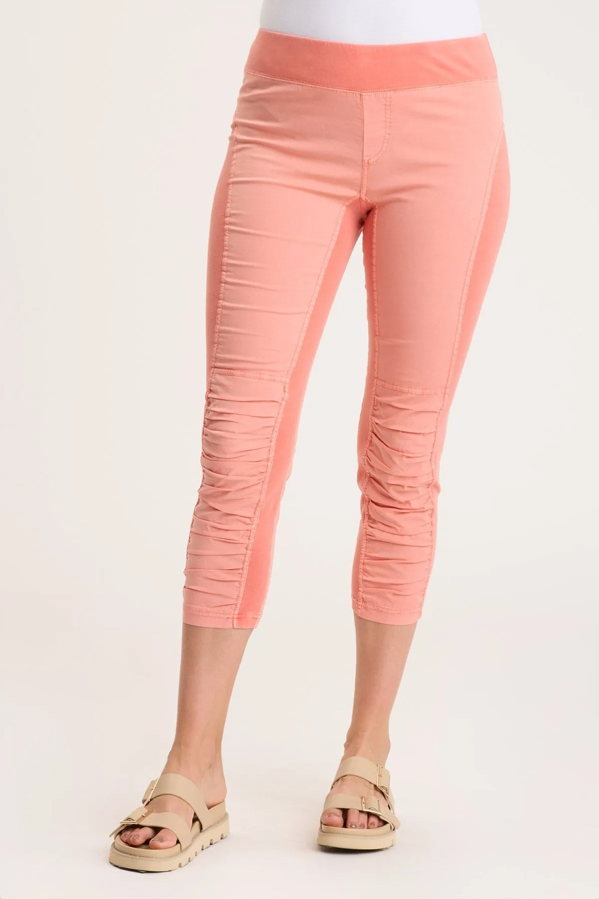 Jetter Crop Legging