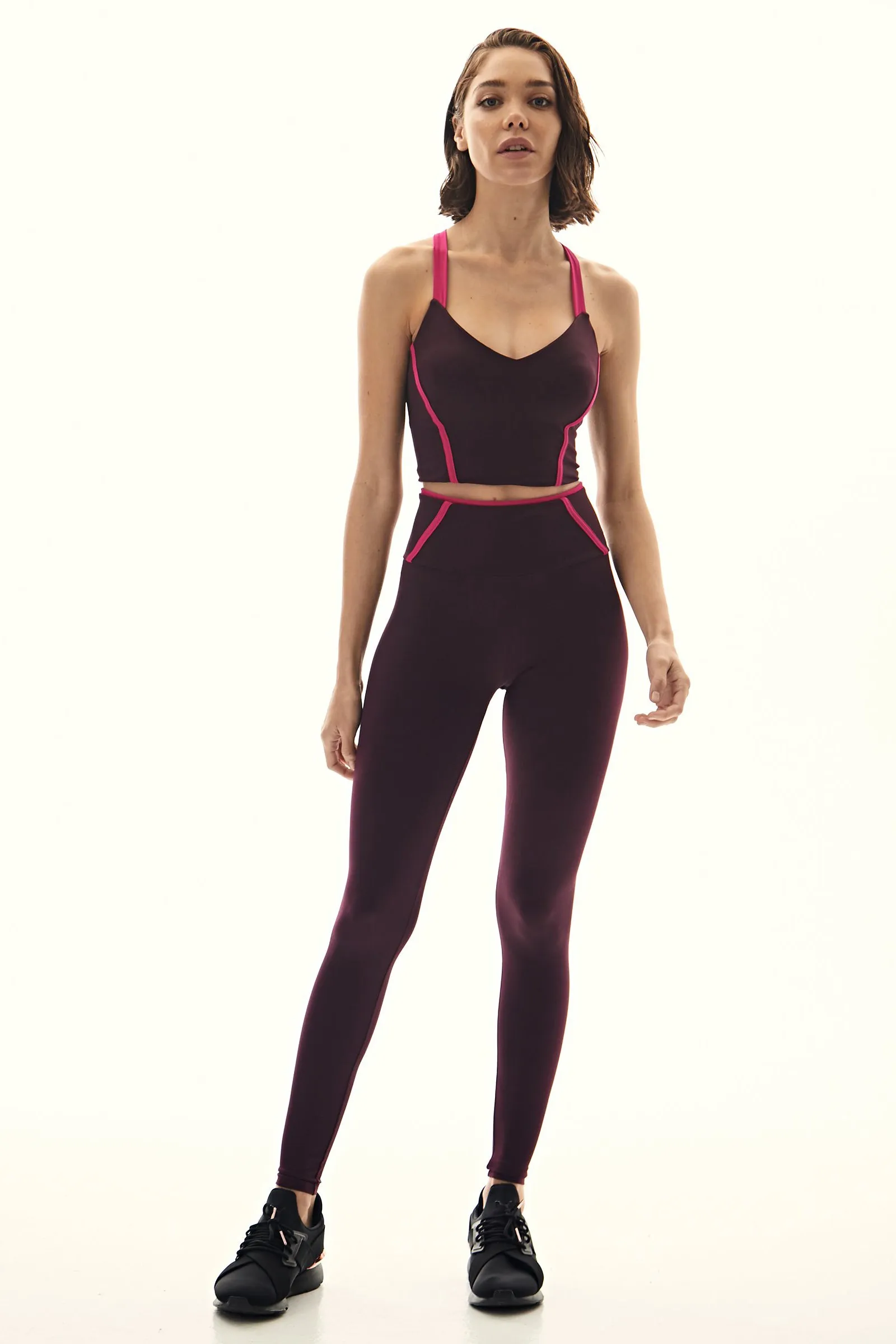 Leap Piped Legging