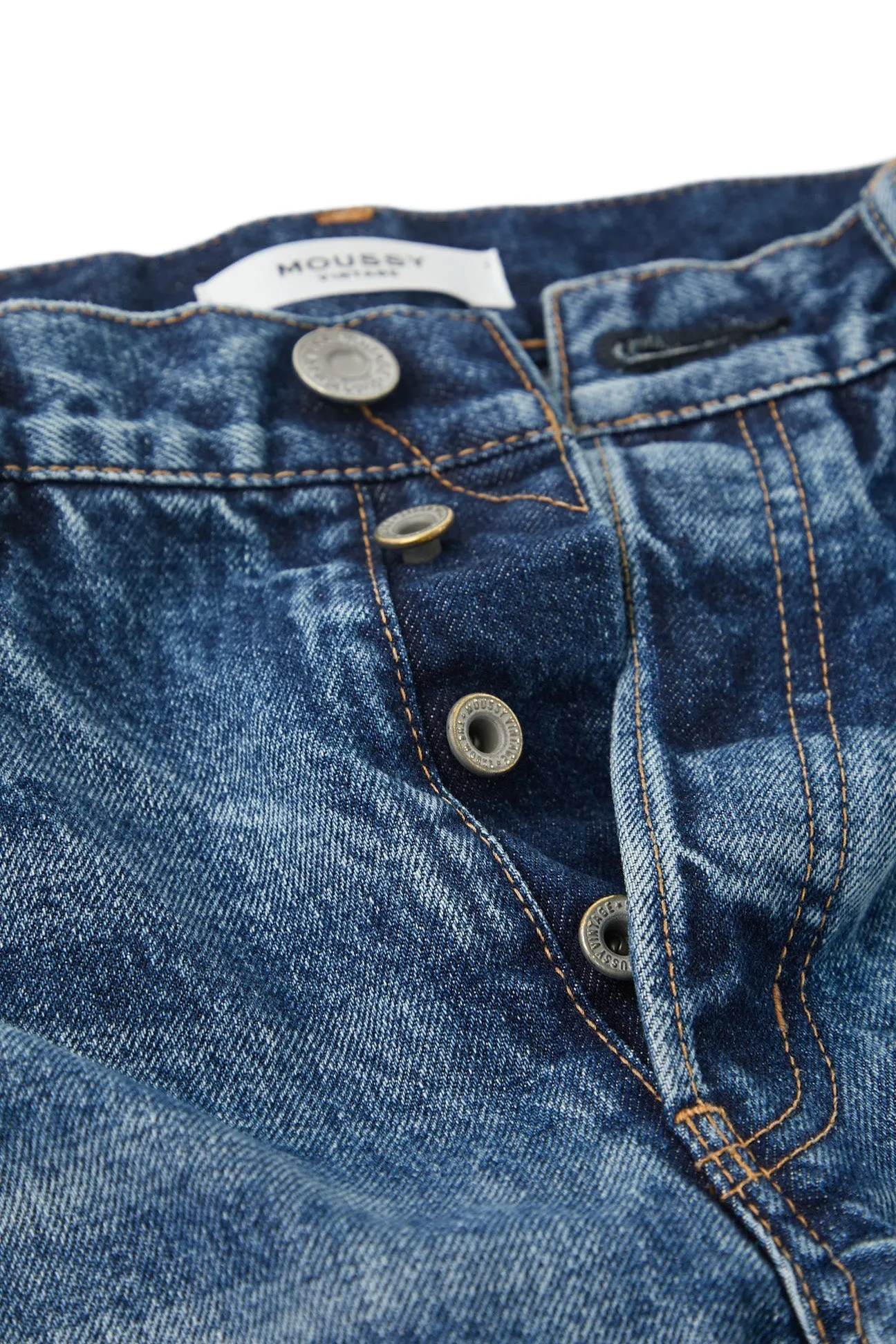 Moussy Denim Sundown Straight Jean in Blue