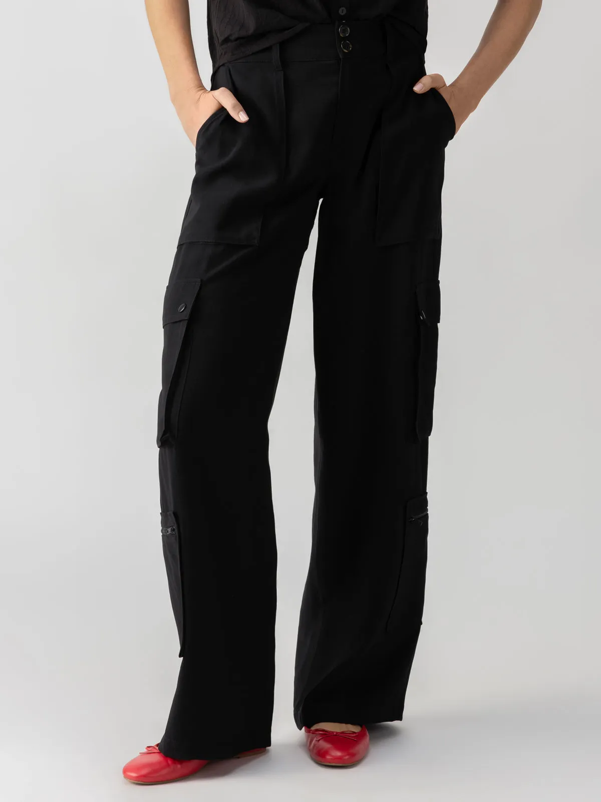 OTT Semi-High Rise Cargo Pant Black