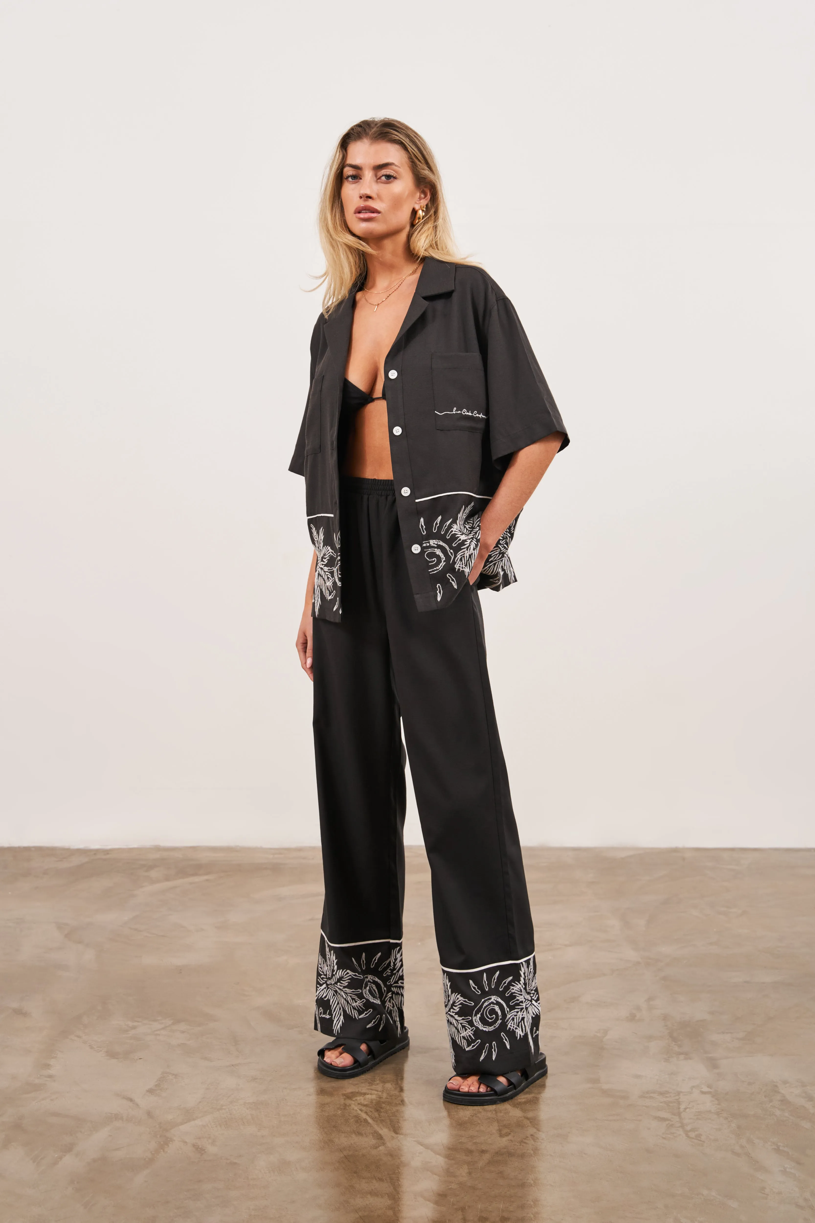 PALM EMBROIDERY WIDE LEG TROUSERS - BLACK