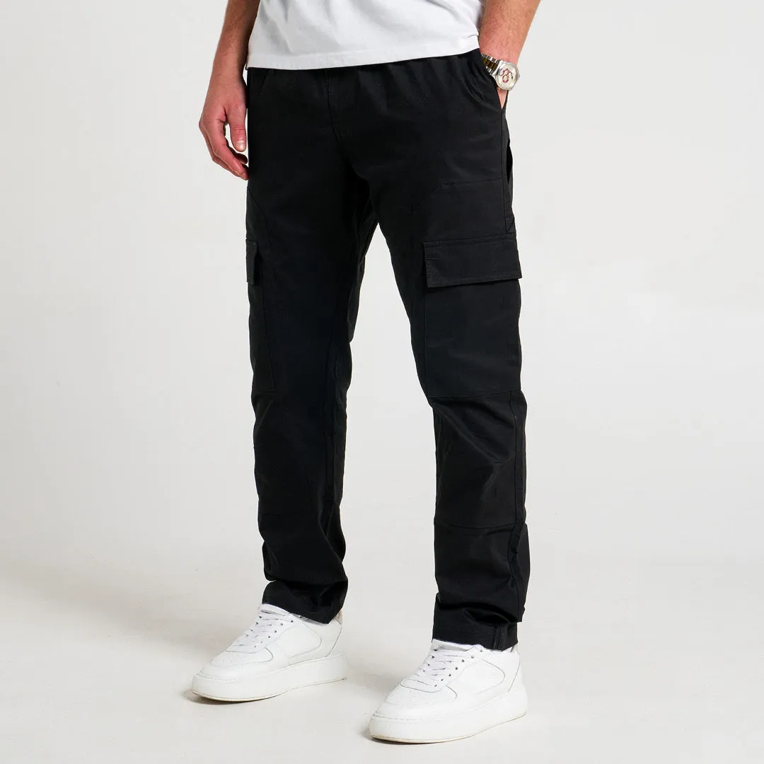 Parkes High-Quality Black Cargo Pants for Versatile Use