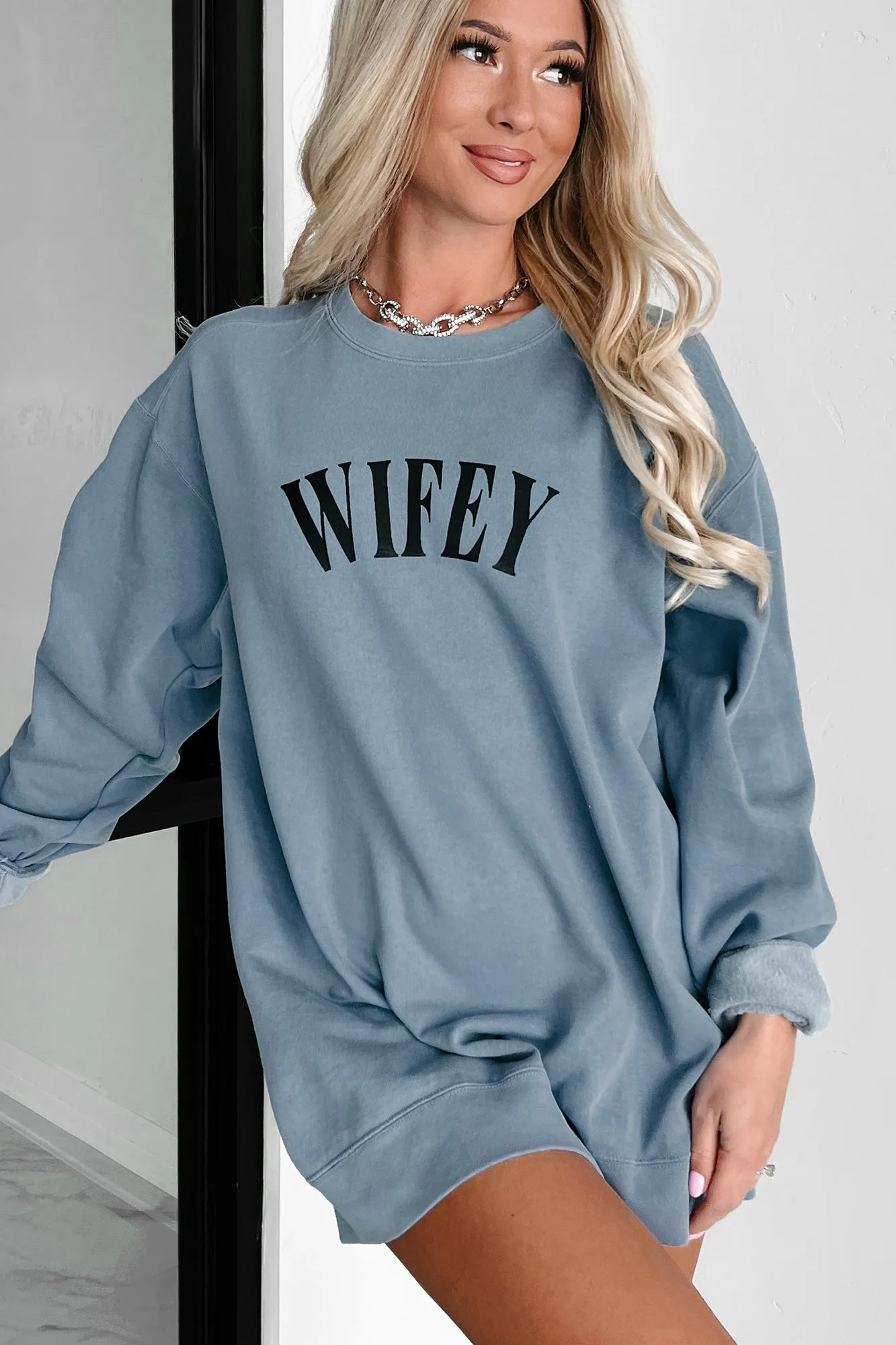 "Wifey" Graphic Crewneck (Blue Jean) - Print On Demand