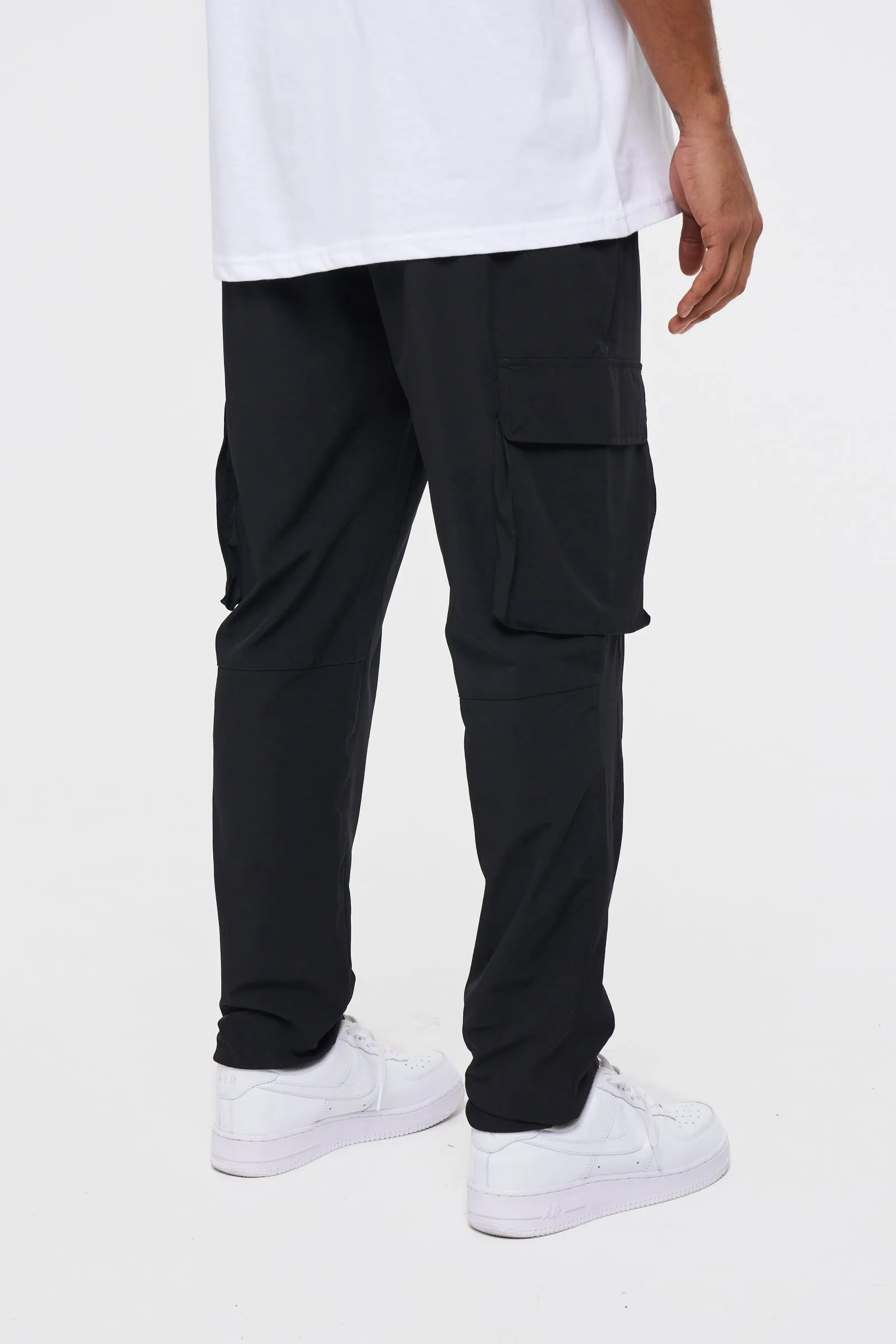 TECHNICAL SMART CARGO PANTS - BLACK