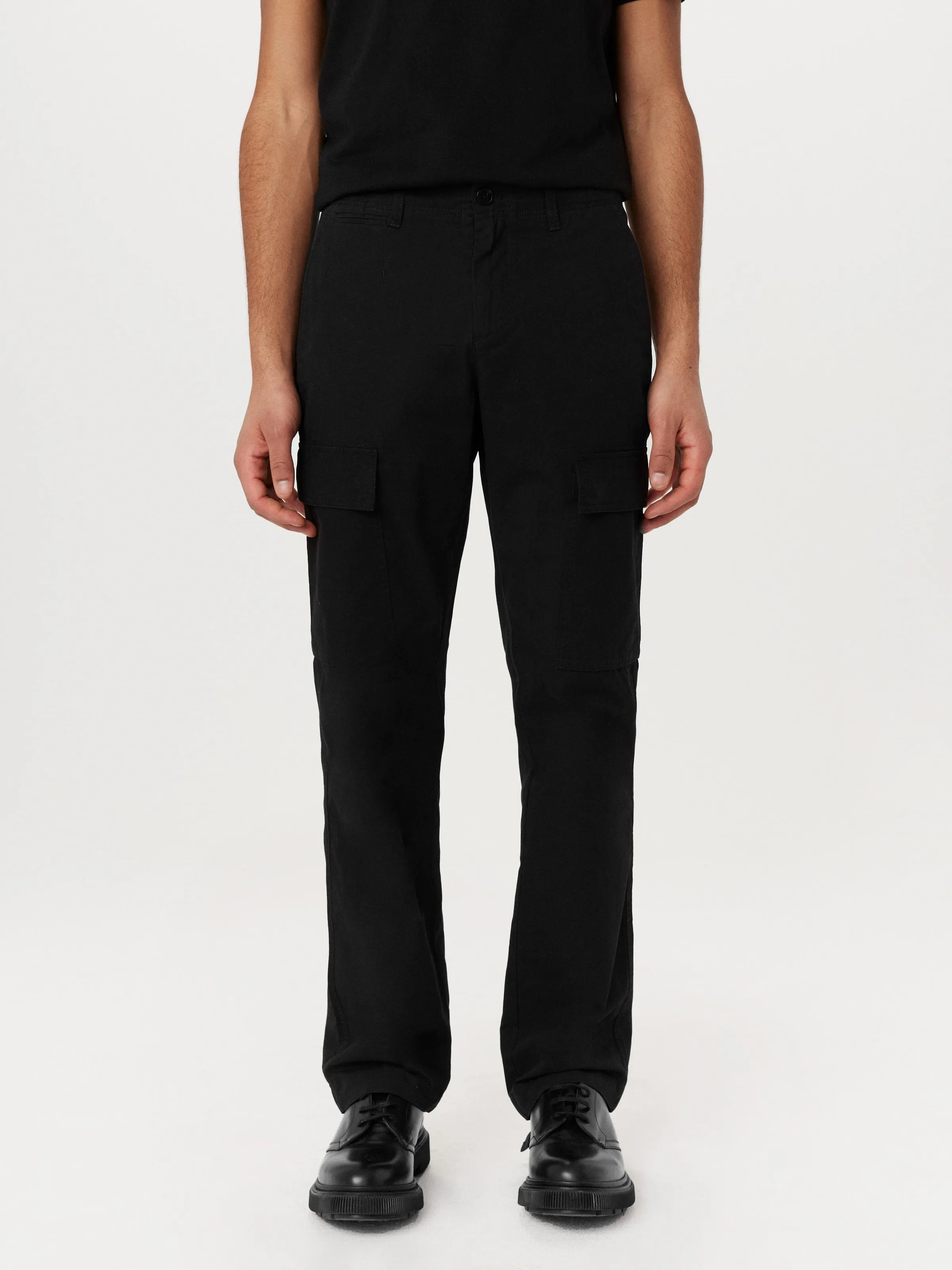 The Joey Straight Cargo Pant in Black